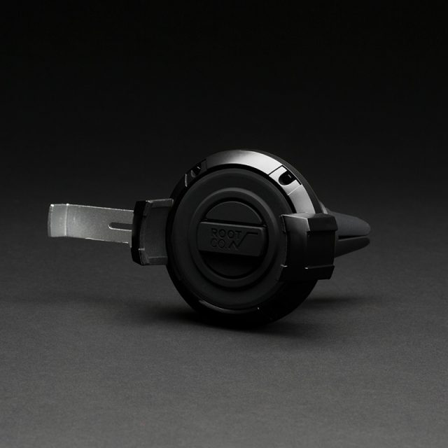 GRIP. Smart Car Mount.